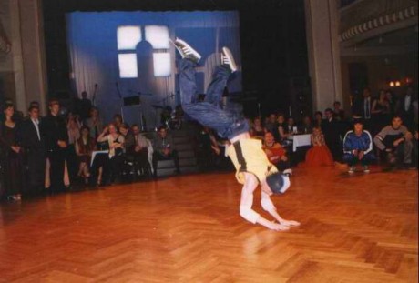 010.jpg
